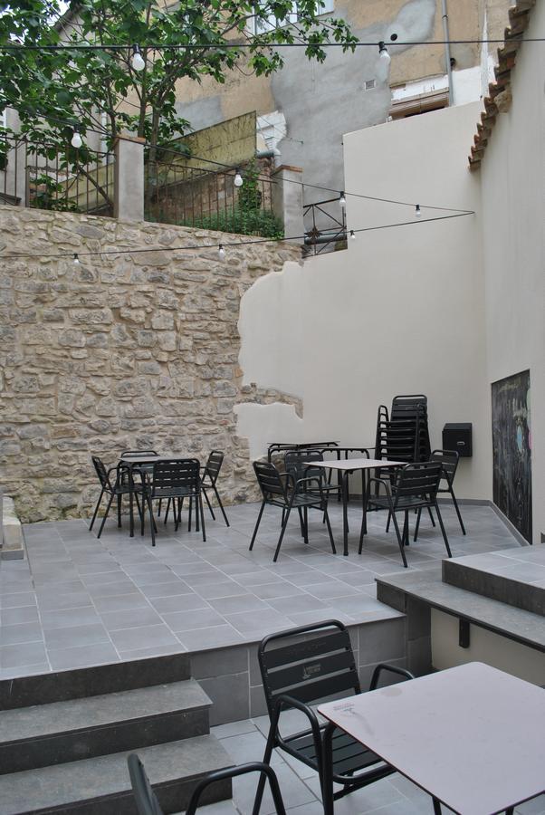 Hostal Universitat Cervera  Exterior photo